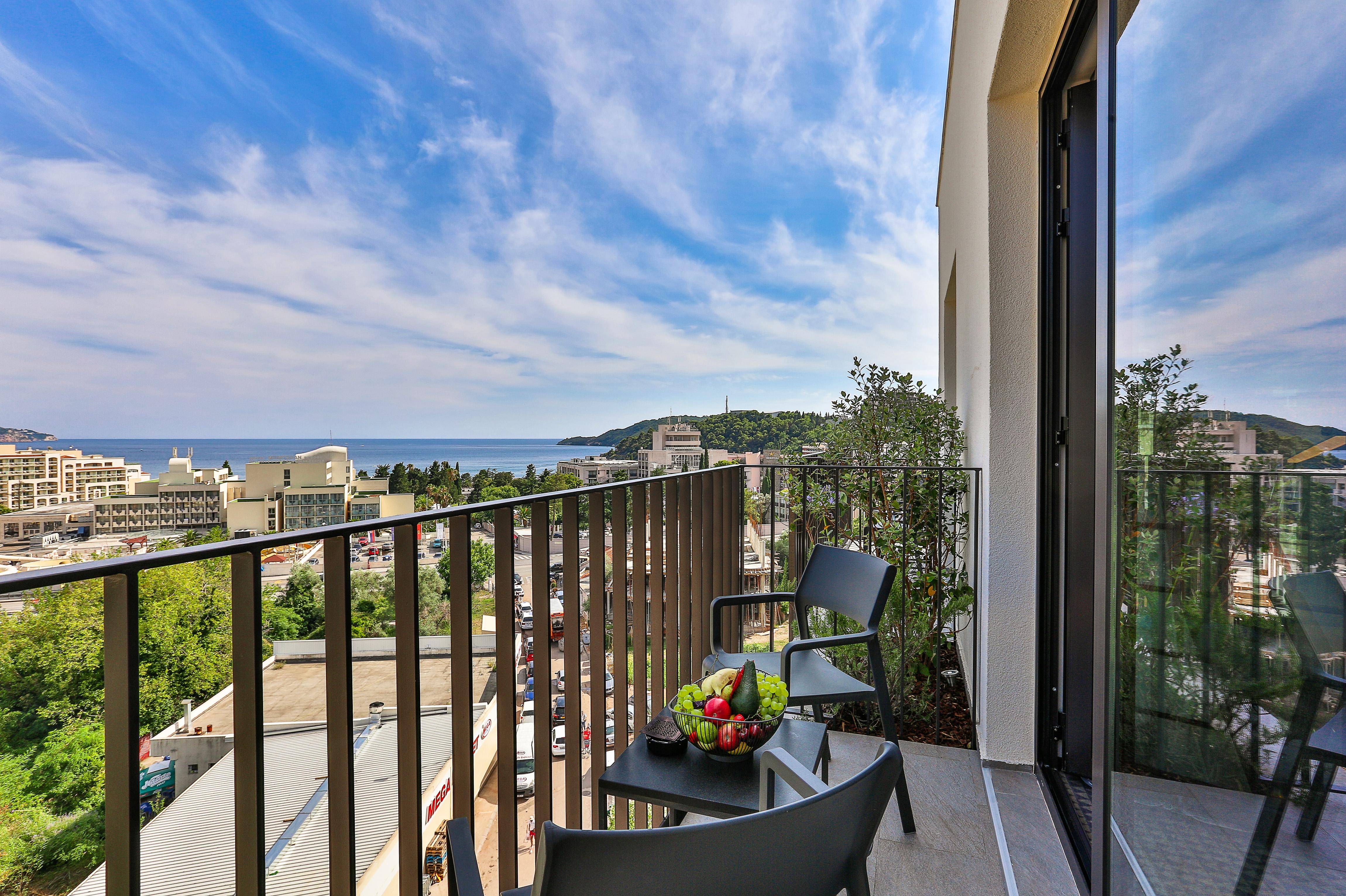Hotel Kalos Budva Exterior photo